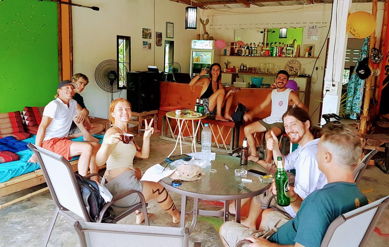 Slacklines Hostel Ko Lanta Esterno foto